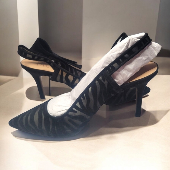 INC - Elegant Black Women's Heels - Picture 3 of 8